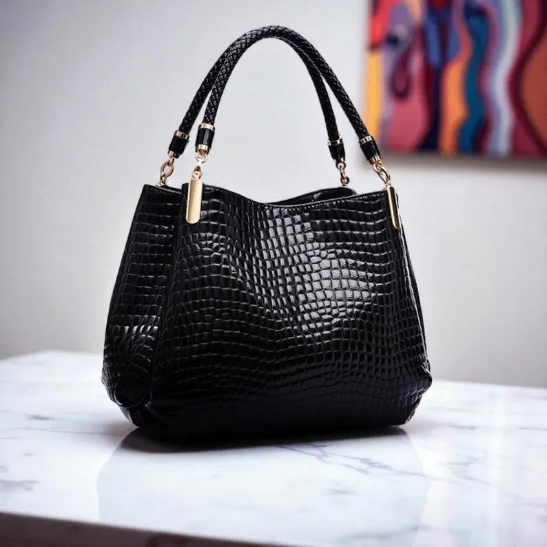 Denise - Sac à main vernis noir