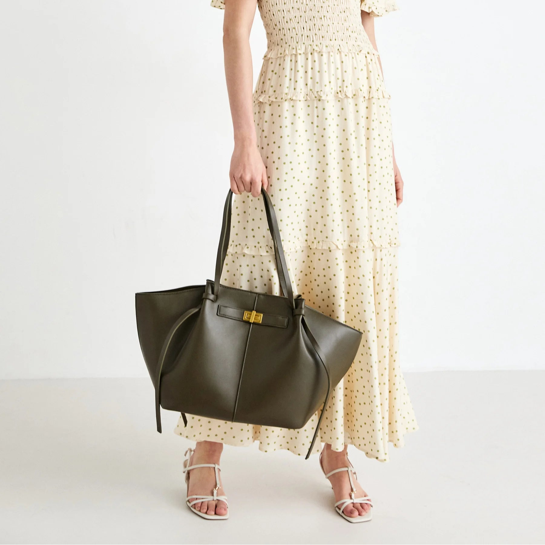 Enora  – Grand sac à main rigide