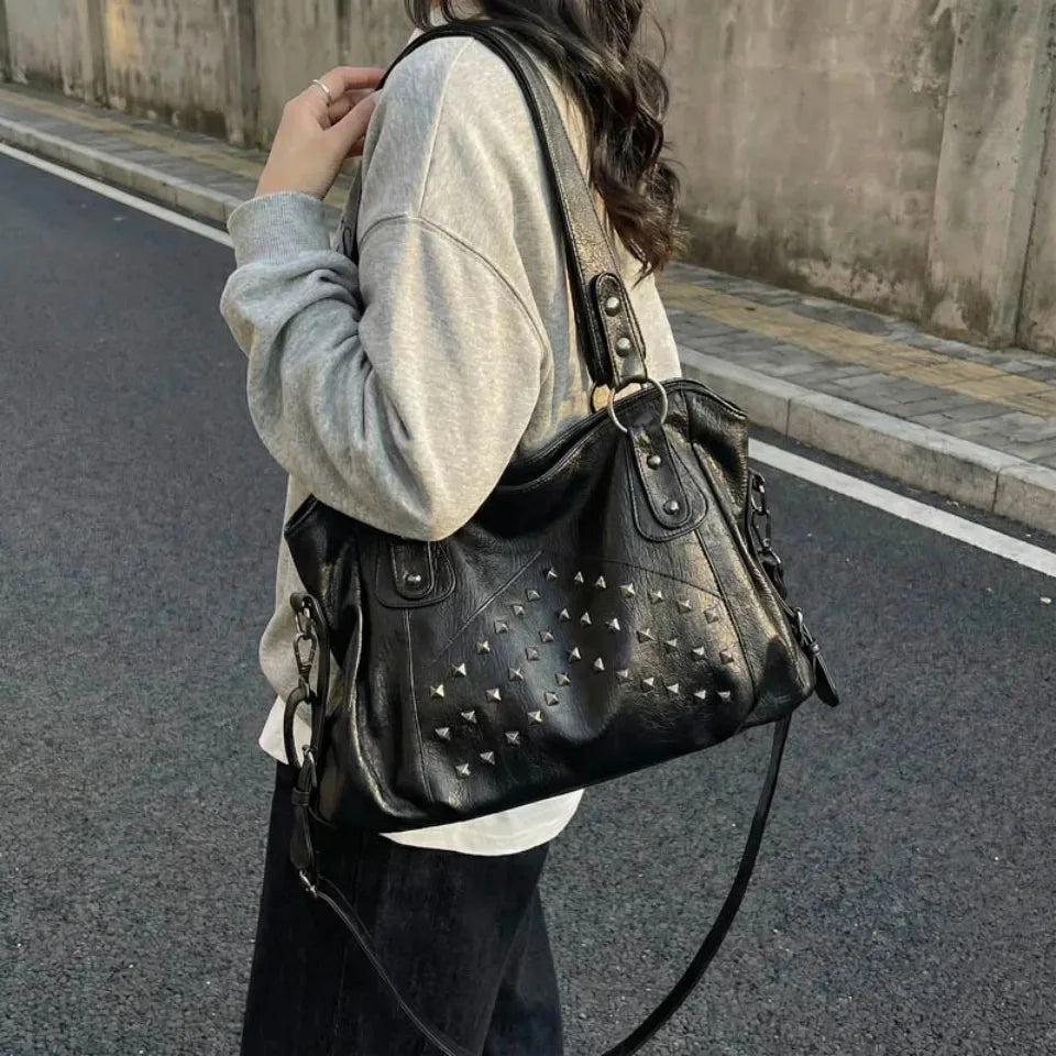 Honora - Sac bandoulière clouté