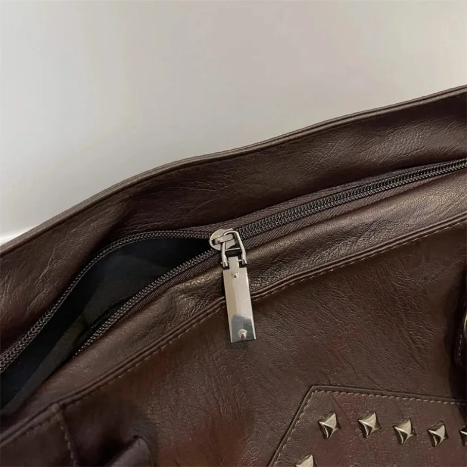 Honora - Sac bandoulière clouté