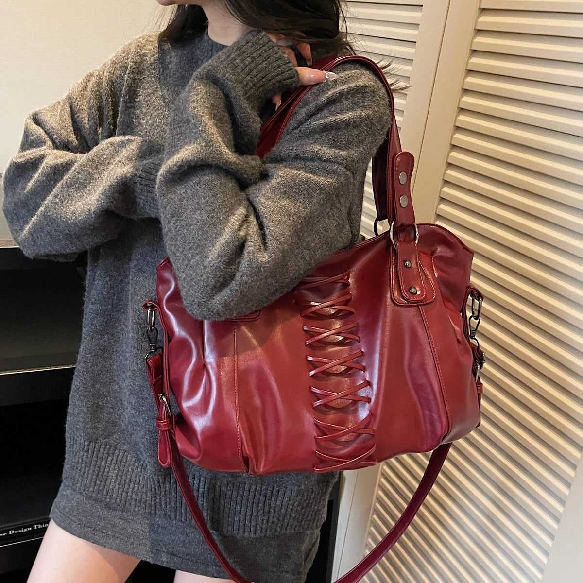 Sia – Sac vintage à lacets