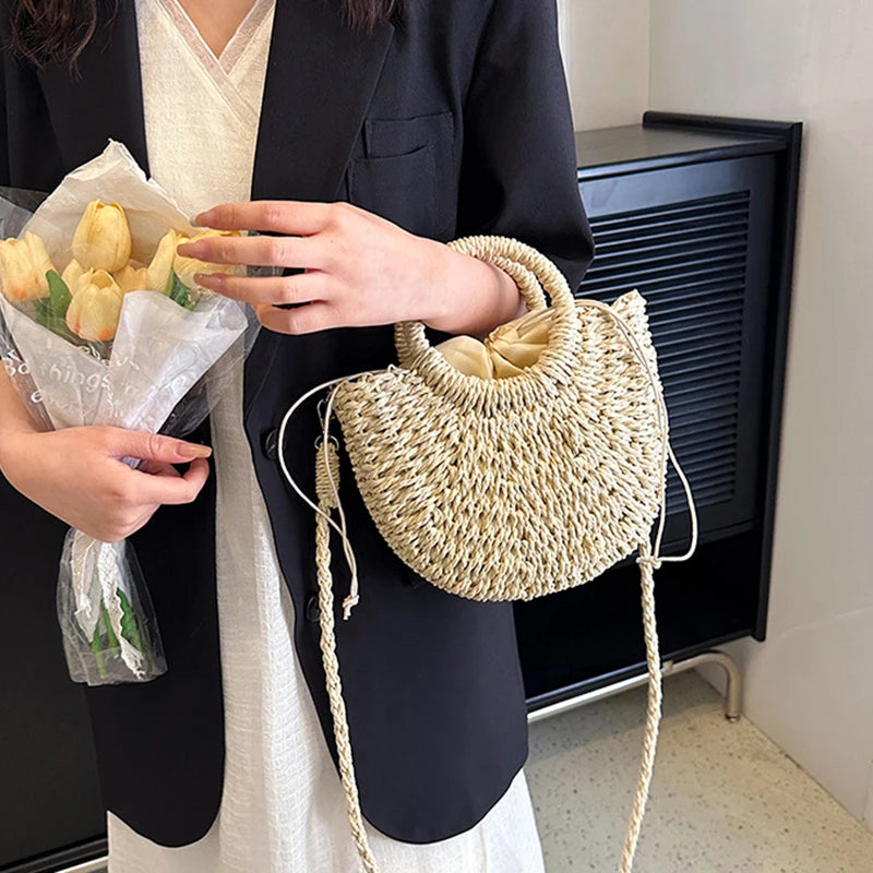 Angela – Sac en paille demi-lune